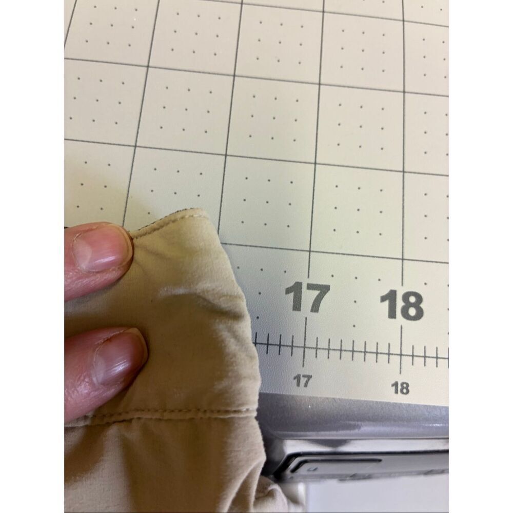 Patagonia Quandary Shorts 12” in El Cap Khaki Size 32 - Picture 8 of 11